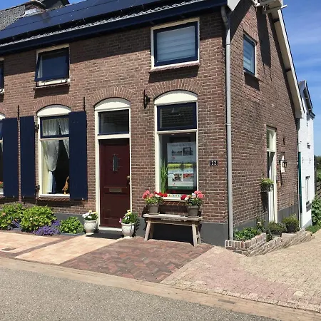 Onze Logeerkamer Accommodatie bij particulieren Deil